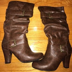 Brown tall women's boots