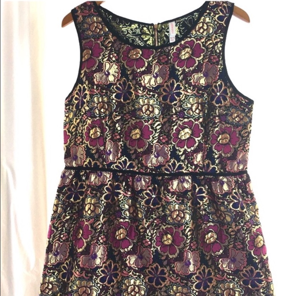 Spring 🌺 fling vintage dress