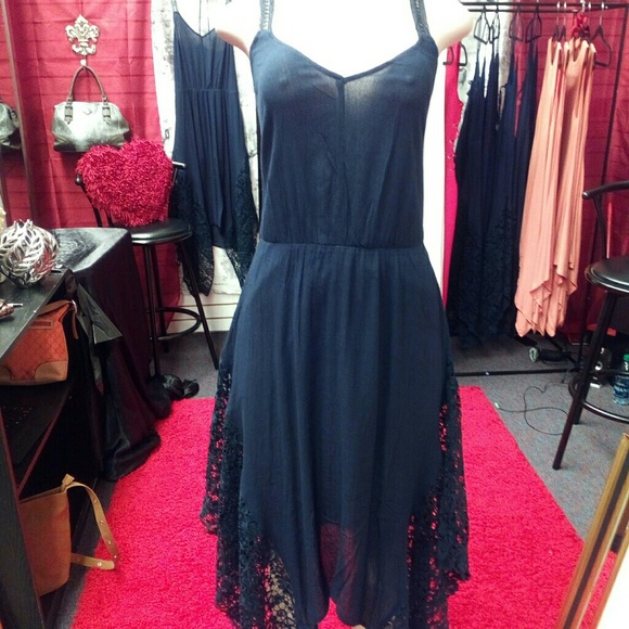 Blue dress - Picture 1 of 3
