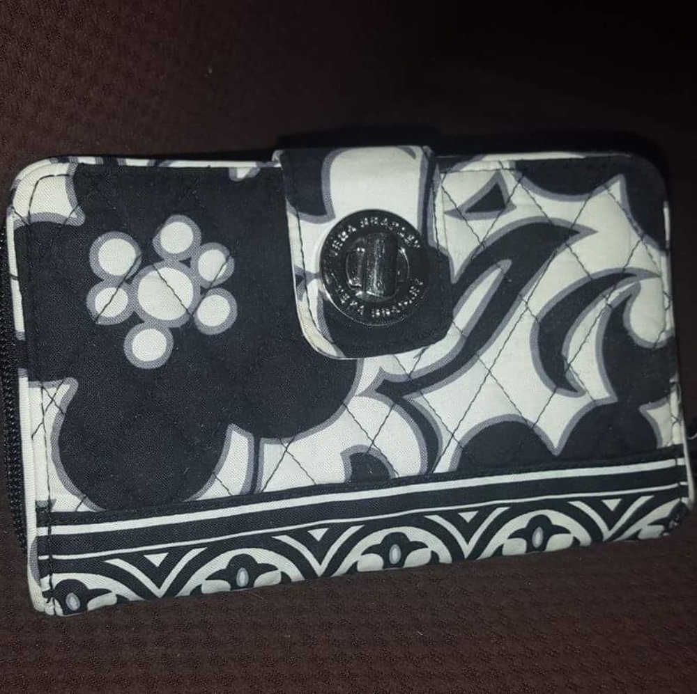 Vera Bradley wallet