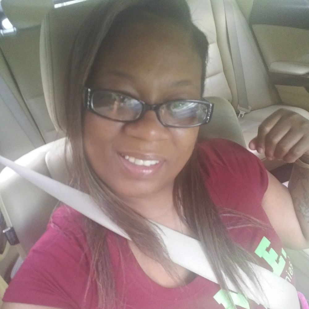 Meet your Posher, Anetra