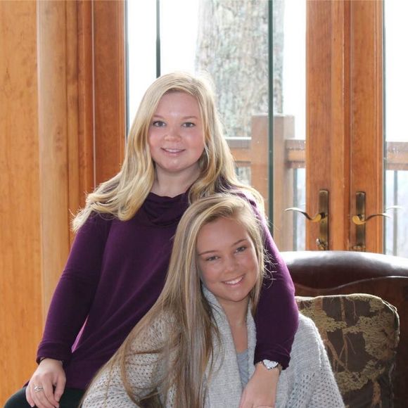 Meet your Posher, Angela - Picture 1 of 1