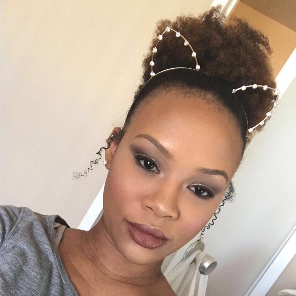 Meet your Posher, Myesha