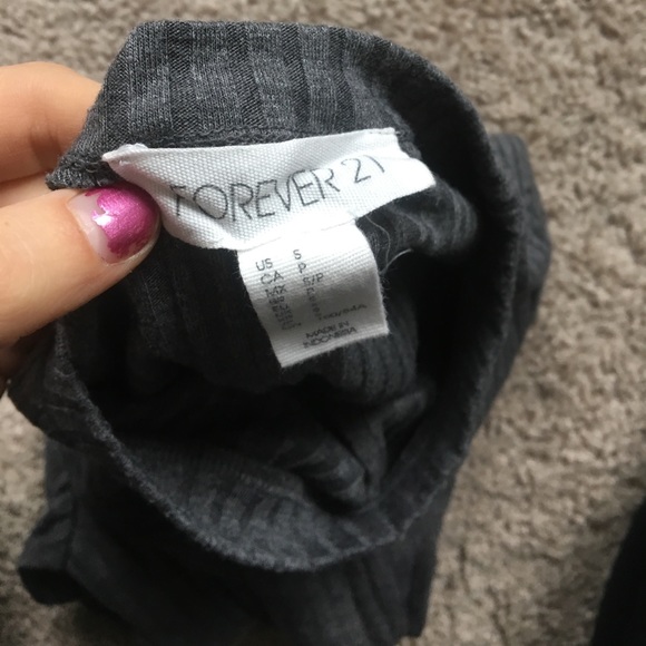 Grey Crop Top - Picture 3 of 3