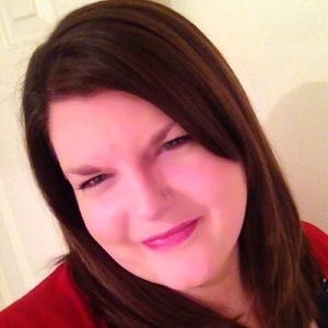 Meet your Posher, Kasie