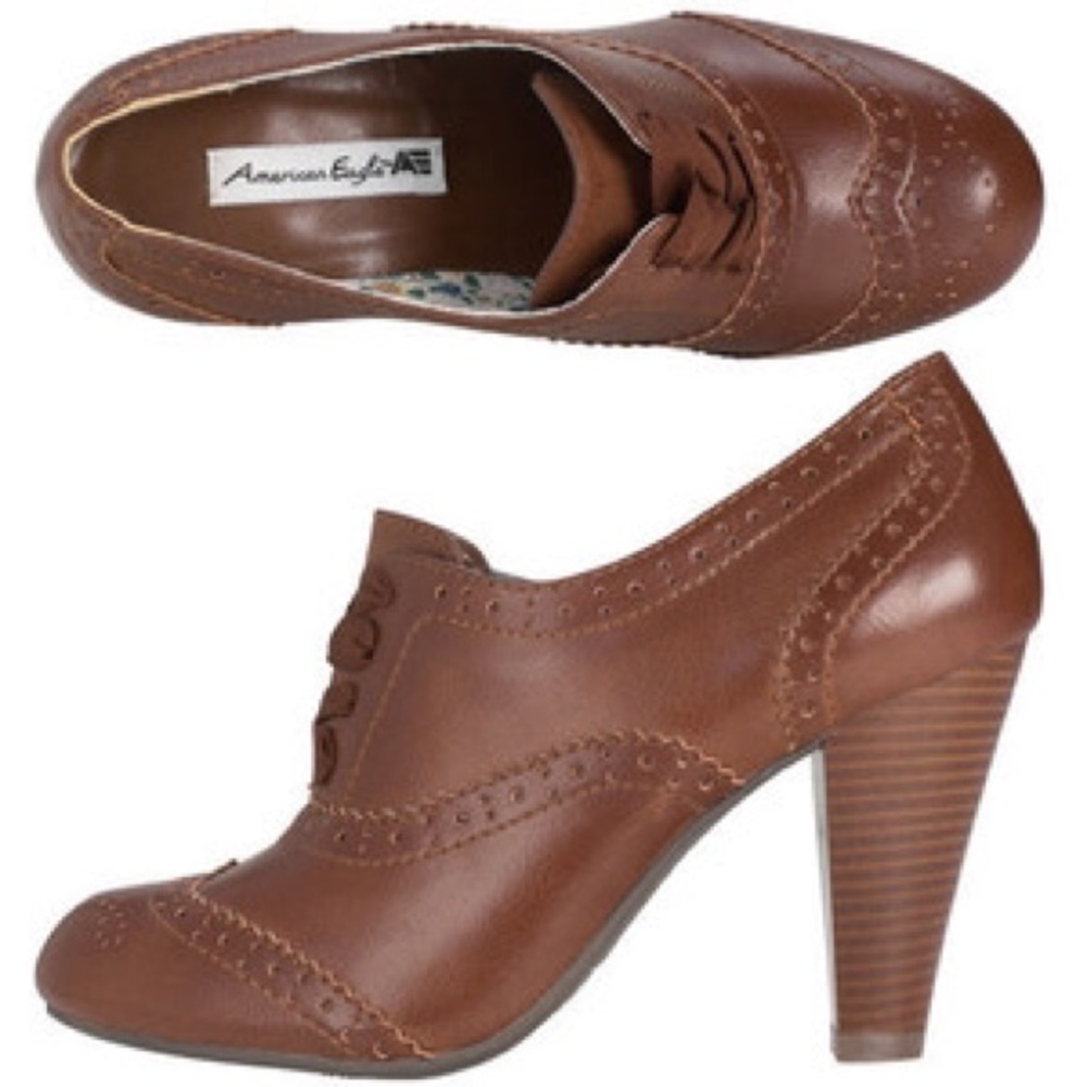 American Eagle Cognac Oxford-Style Heels