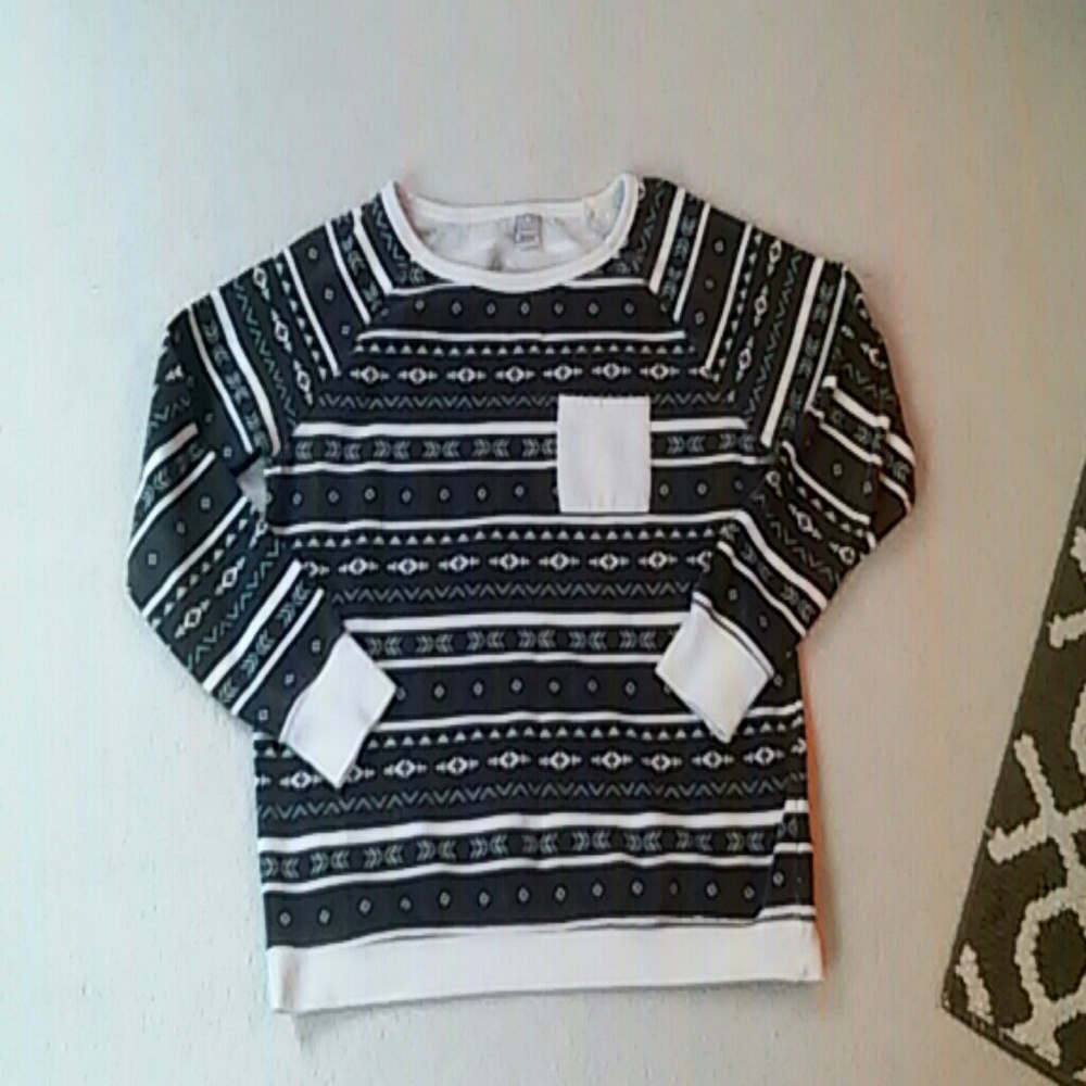 Tribal Print Sweatshirt