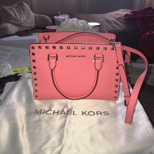 MK bag in PERFECT condition