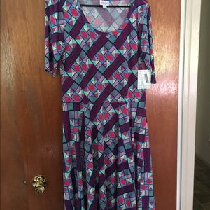 BNWT. LuLaRoe 2XL CARLY dress. Awesome colors!