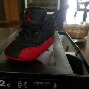 Jordan Retro 12 Flu Game size 2c