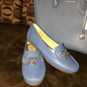 Michael KorsSuki Lock Charm Moccasin