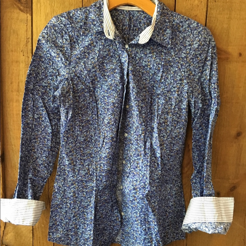 Blue floral collared shirt