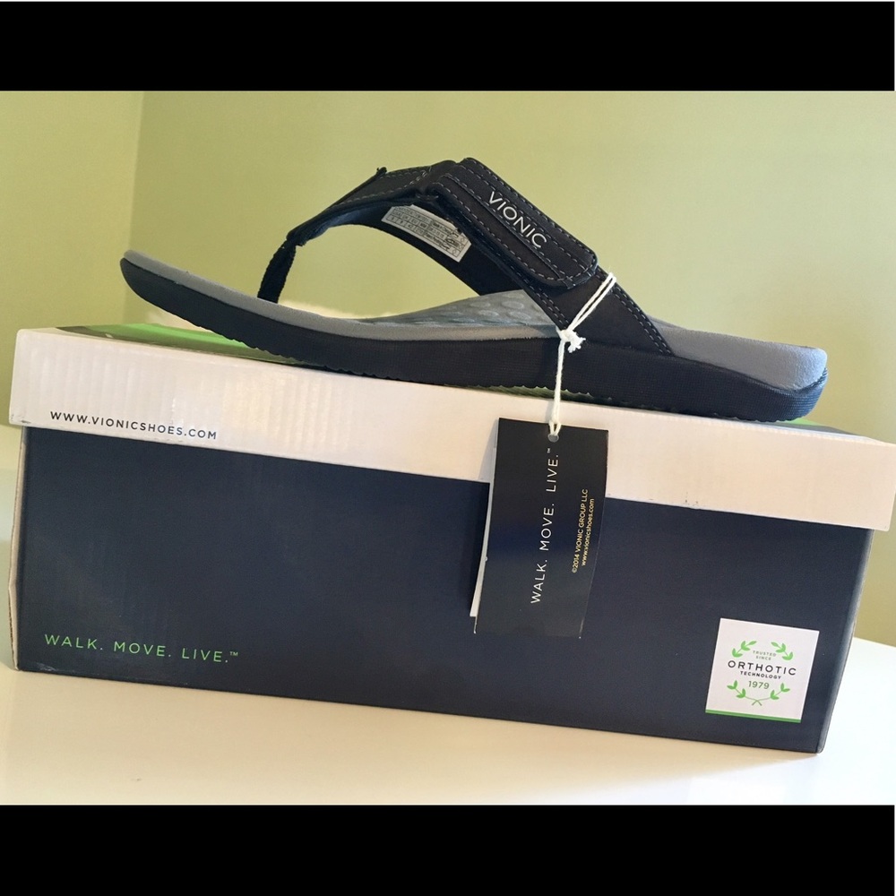 NIB Vionic Ryder Men's flip flop sandals orthaheel