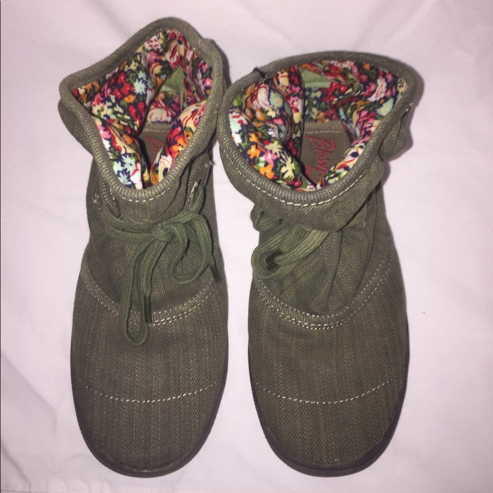 Blowfish canvas shoes with floral interior