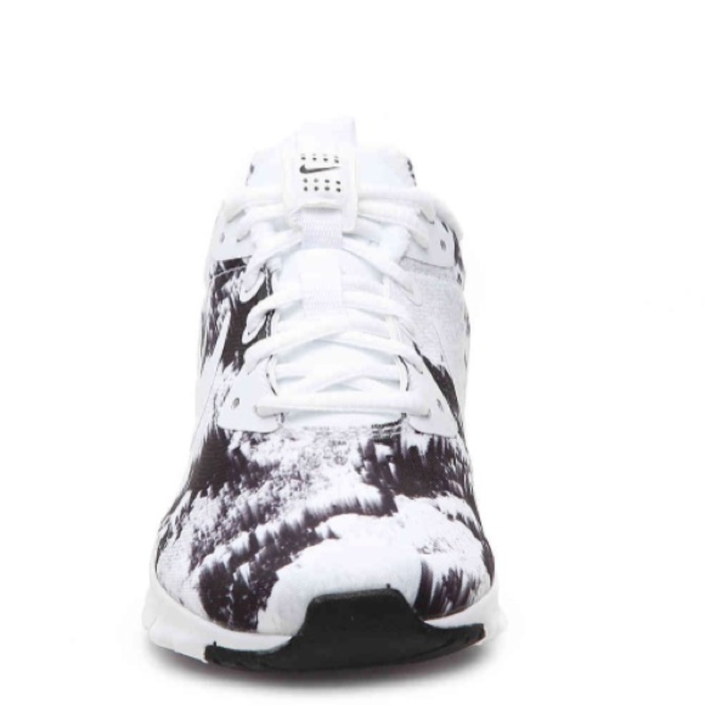 💋PM Editor Pick💋 Nike Sneakers - Picture 4 of 4