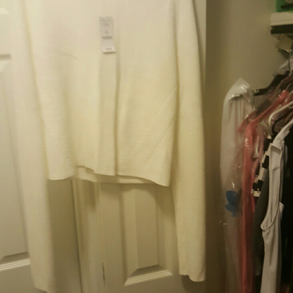 Crop sweater