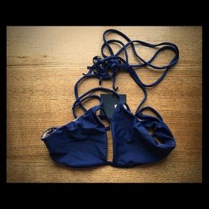 Acacia Okinawa L top 2017 Collection