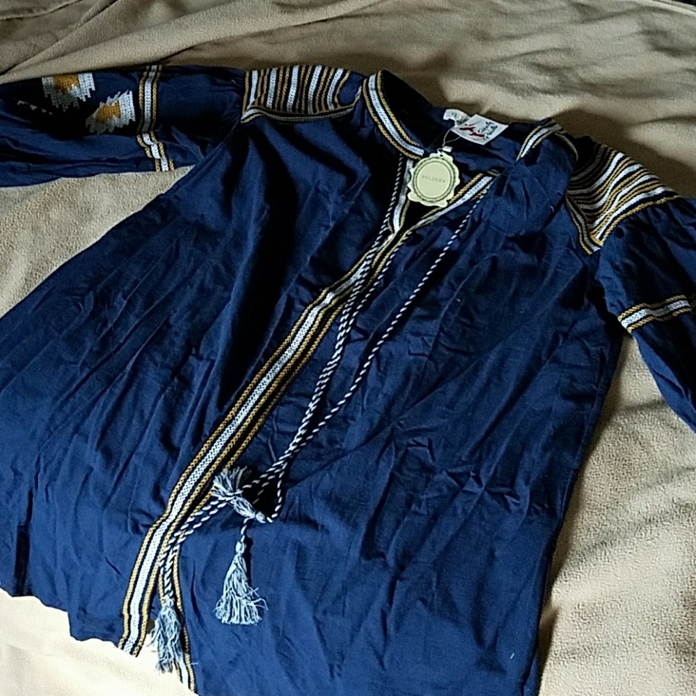 NWOT Blue tunic style top with bell sleeves