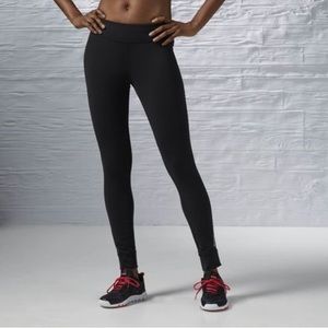 🚨LAST CHANCE🚨 Reebok training legging