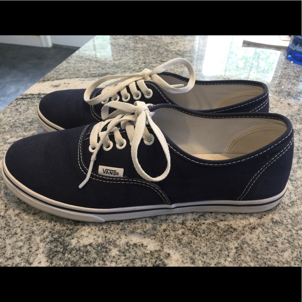 Vans Navy Lo Pros ⚡️All Offers Considered⚡️