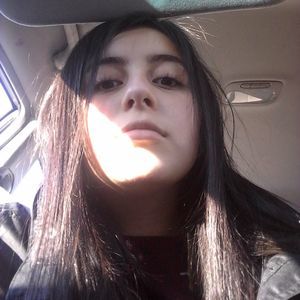 Meet your Posher, Anahi