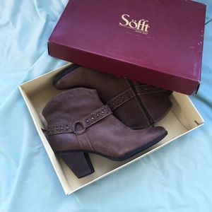 NWT Söfft Noreen Brown Leather Boots - Size 10