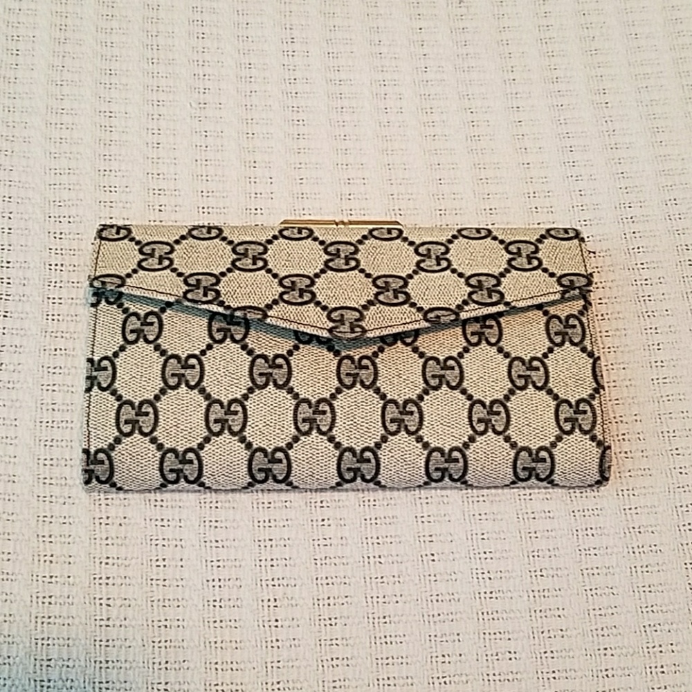 Gucci Wallet