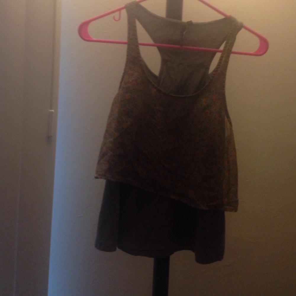 Cute crop top :)