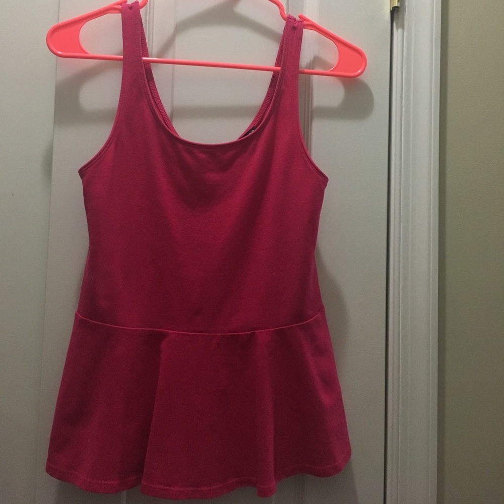 Casual shirt with flared waist