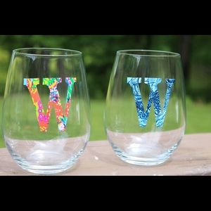 2 Stemless glasses with Lilly Pulitzer monogram