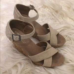 Toms wedges