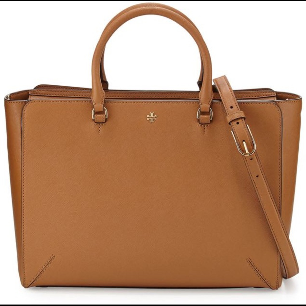 Tory Burch large Robinson tote in tan!