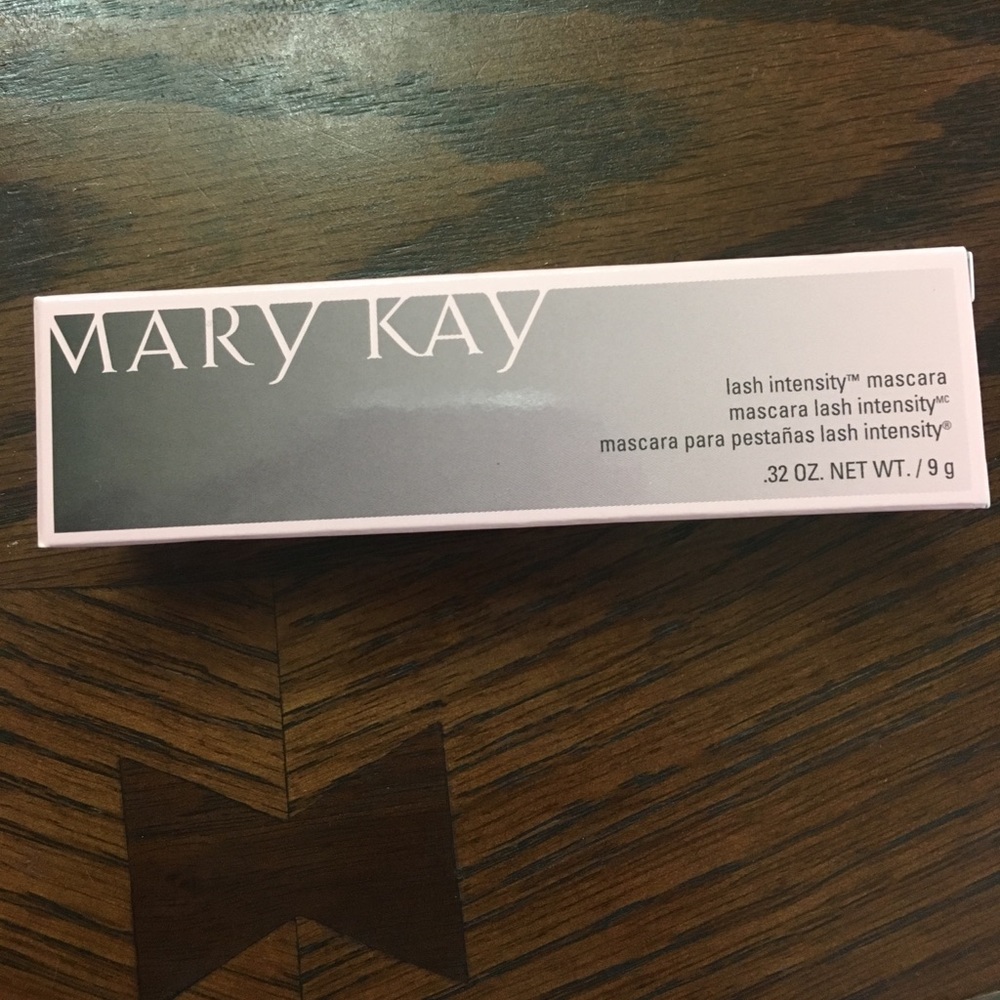Mary Kay Mascara