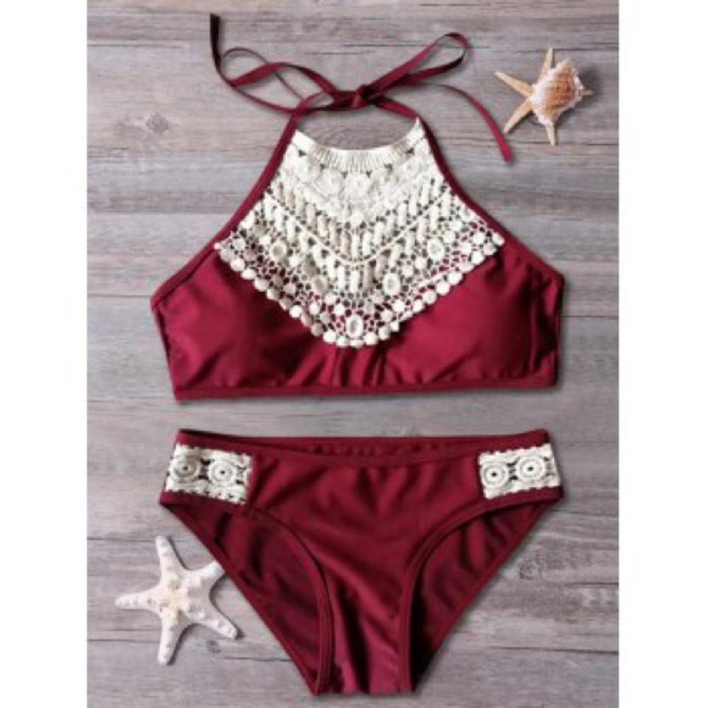 🌺 Crochet Halter Bikini Set