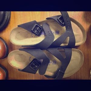 Brand-new! Never worn! Birkenstocks! Size 39