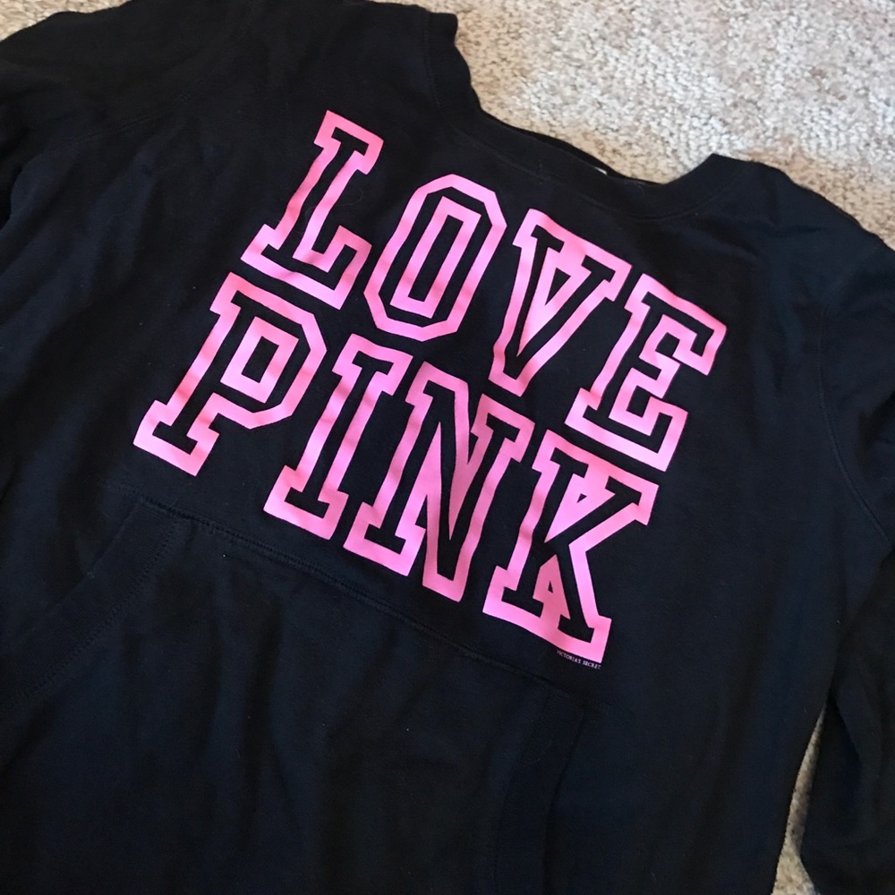 Pink crew neck with front pocket