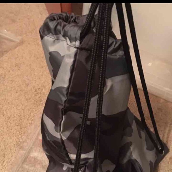Thirty One Camo Sinch Sac - Picture 3 of 3
