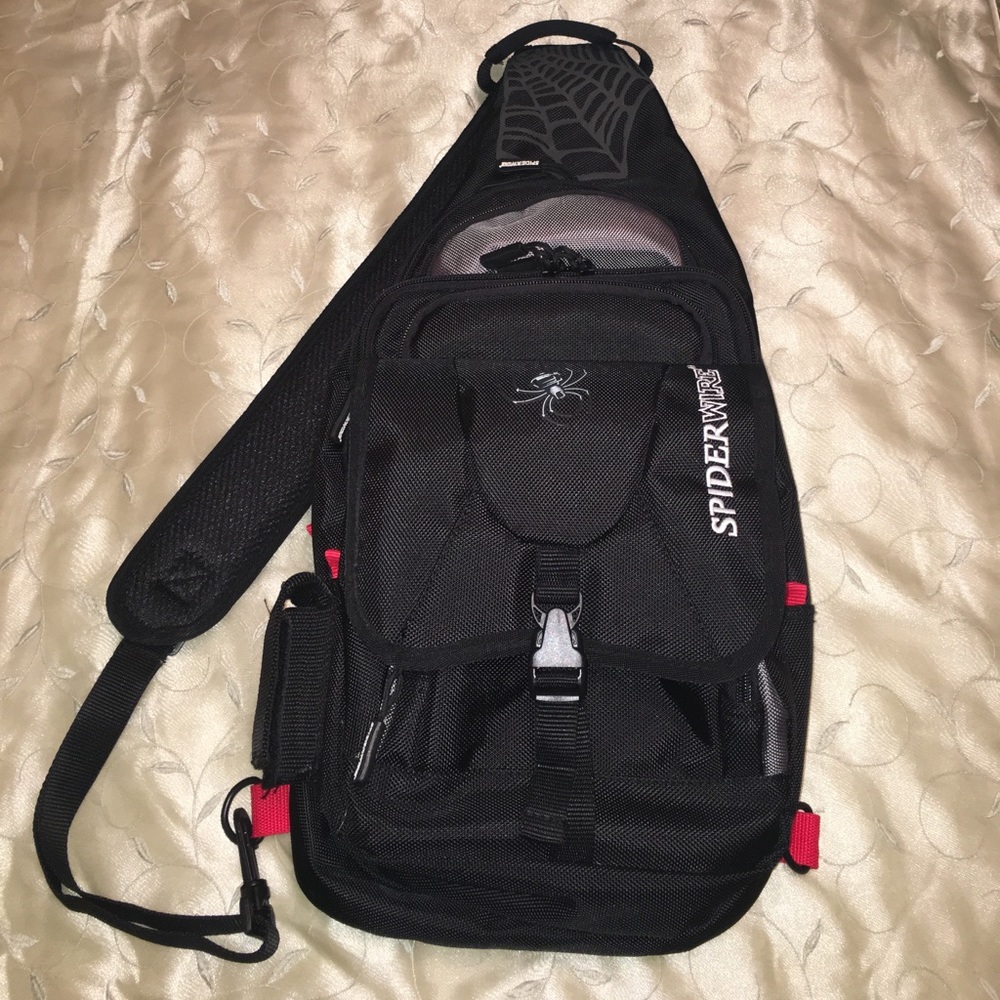 Spiderwire sling bag