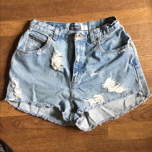 Liz Claiborne High waisted distressed denim shorts