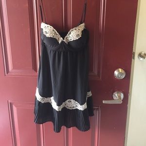 Leelee Black Negligee with padded underwire top