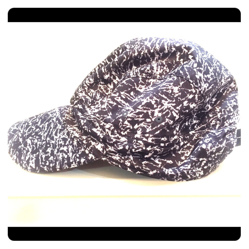 Lululemon Race To Pace Hat