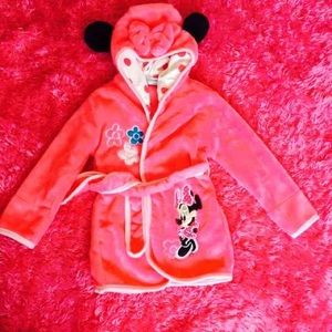 Minnie Mouse bathrobe