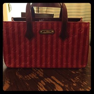 Authentic Louis Vuitton purse