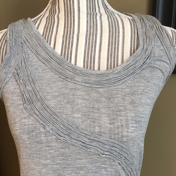 Grey Top - Picture 2 of 2