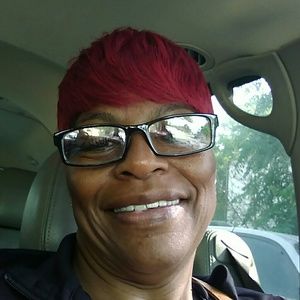 Meet your Posher, Beverly