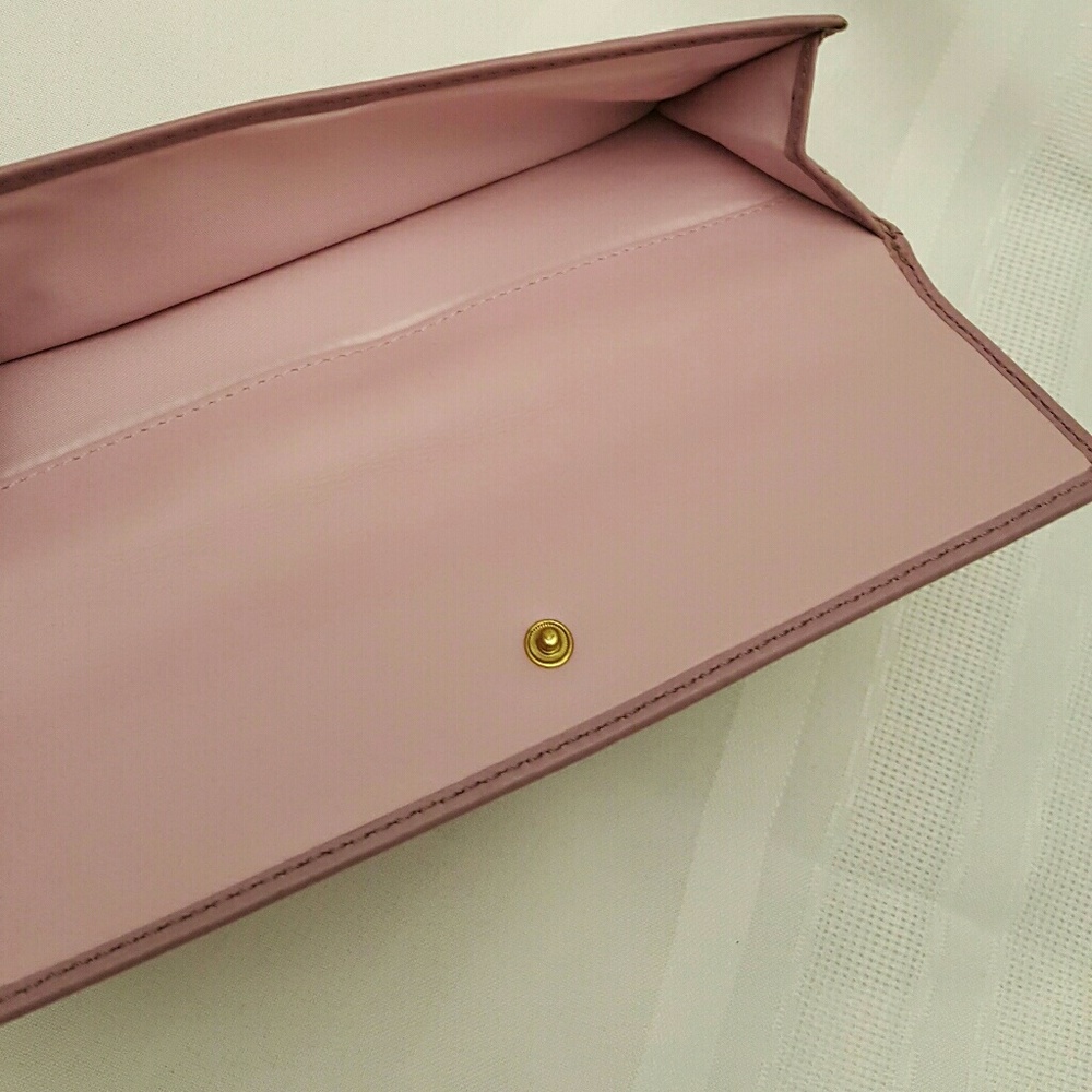 Coach Wallet - Picture 6 of 8