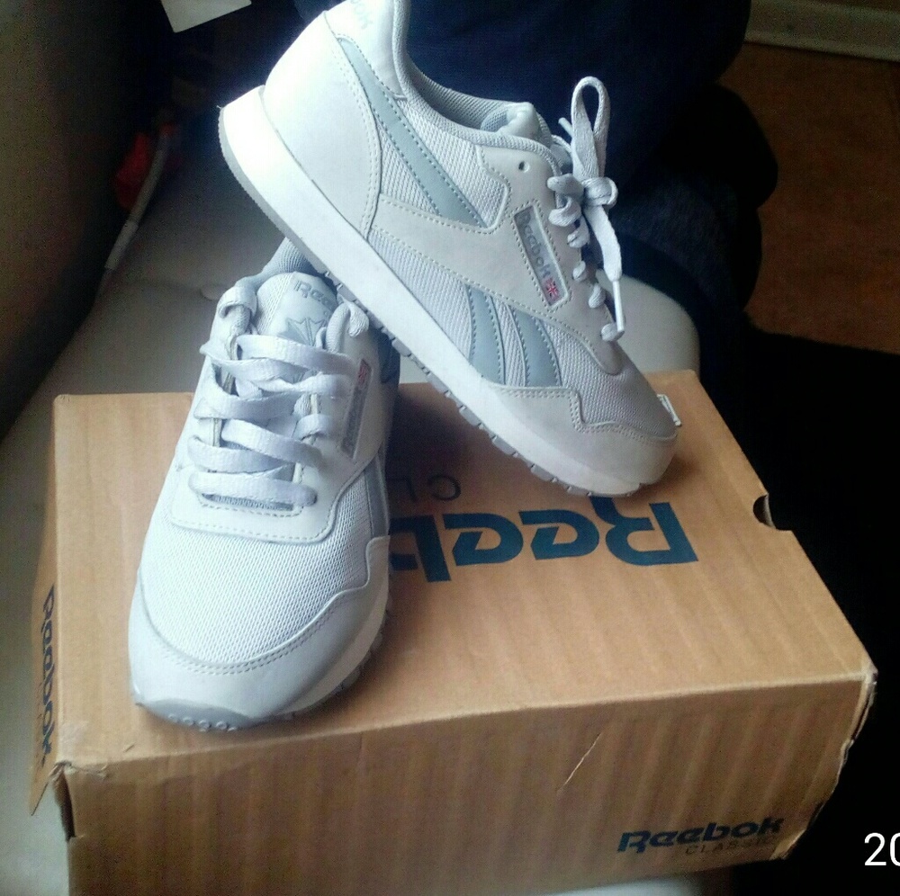 Reebok Classic (worn twice) no box