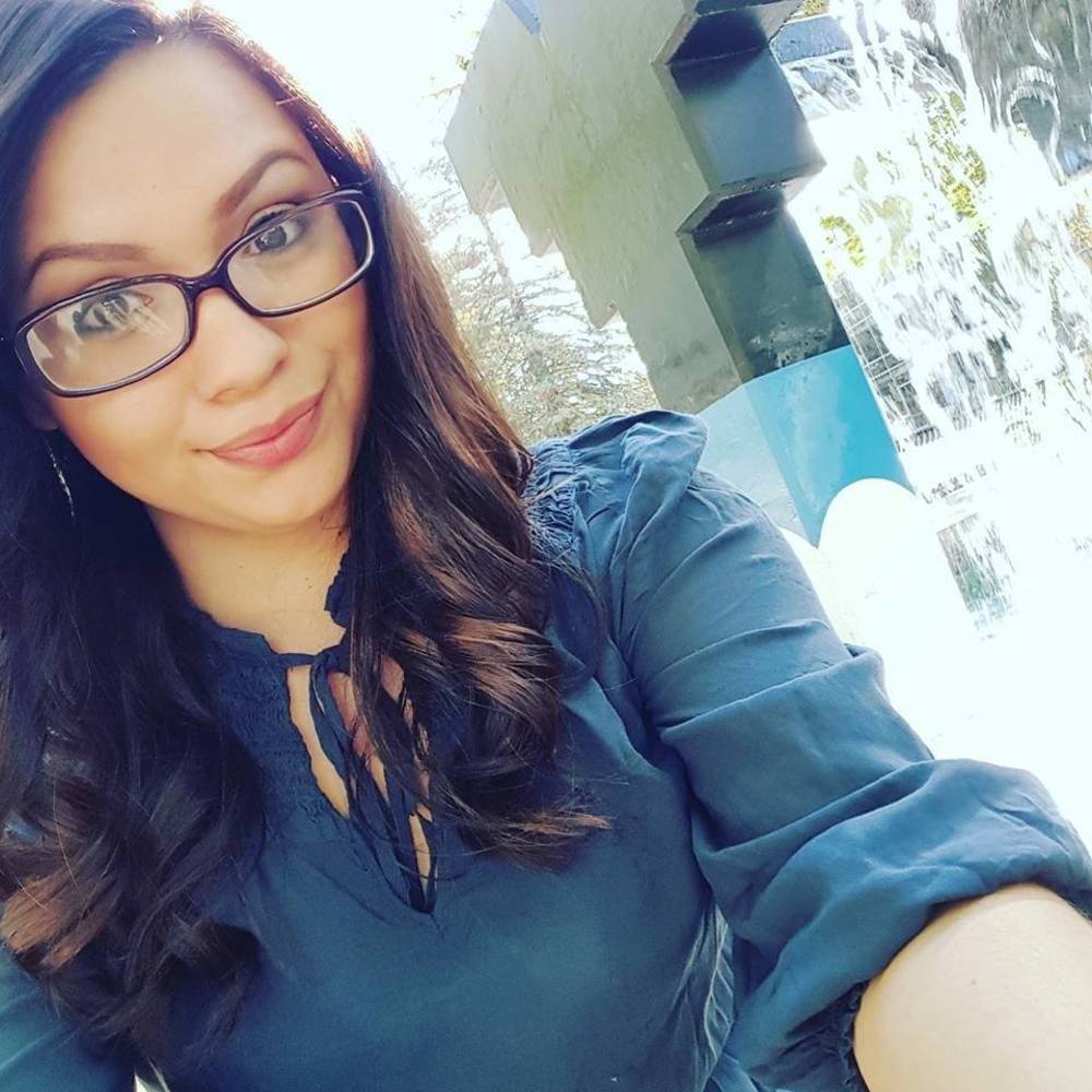 Meet your Posher, Danielle