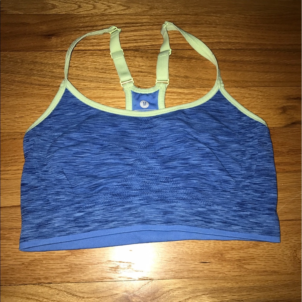 Sports bra