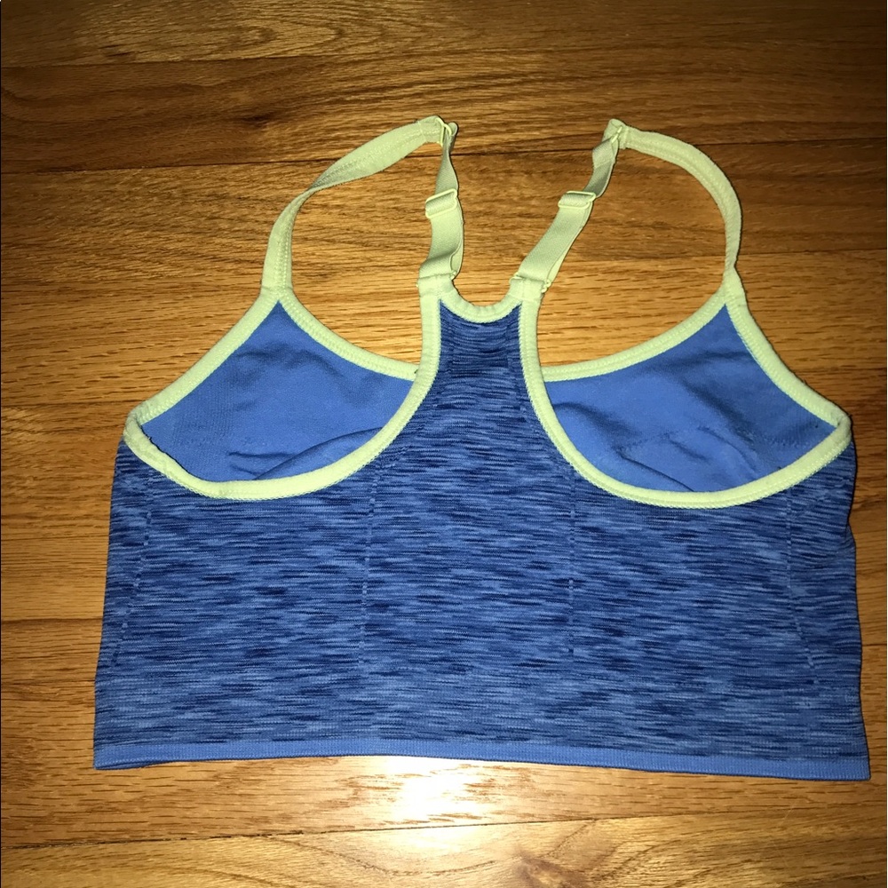 Sports bra - Picture 2 of 2